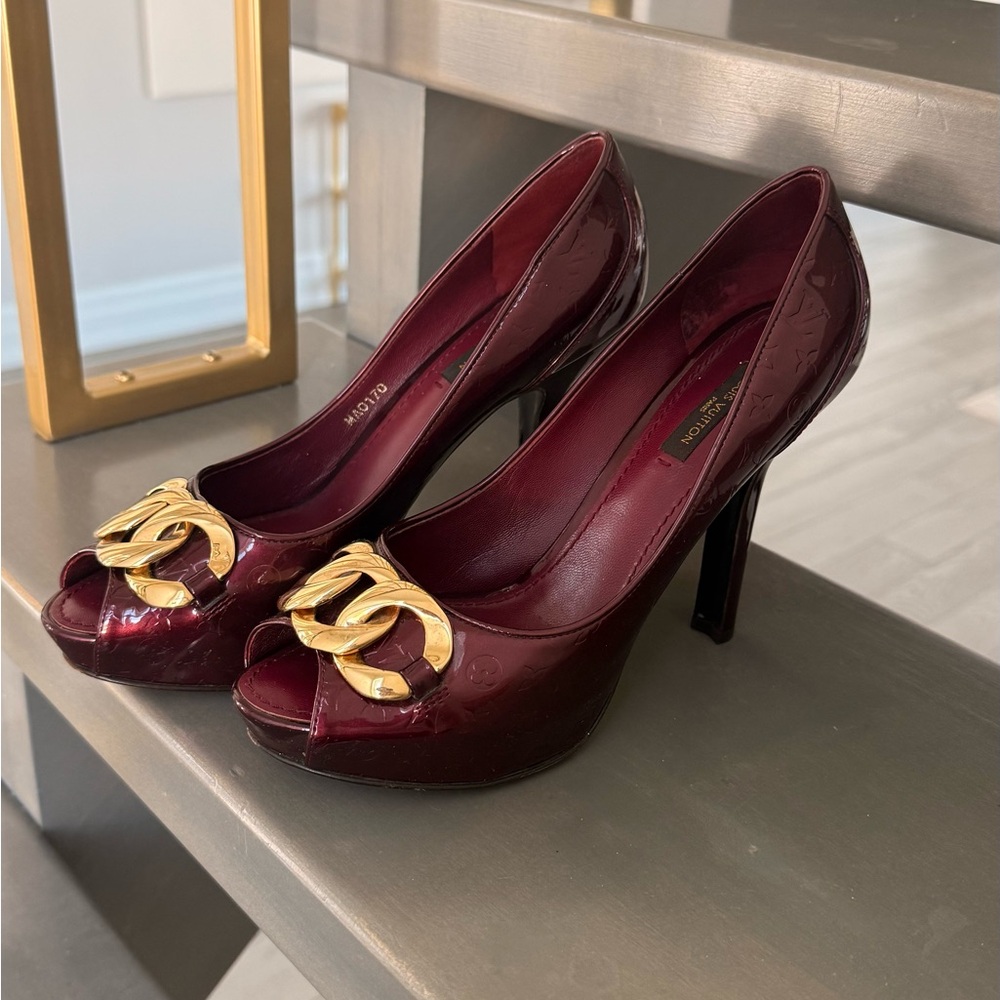 Louis Vuitton Burgundy Bernie leather heels pumps